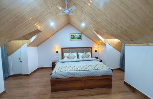 Sidhpur Hotel | AASRA PARADISE HOTEL