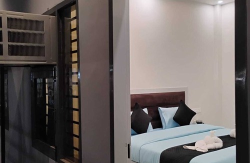 Mayapur Hotel | Aastha Guest House