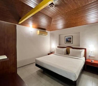 Chowara Resort | Abad Harmonia Ayurvedic Beach Resort