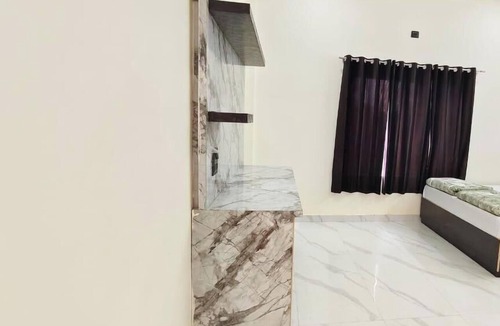 Kharsali Hotel | Aditya Home Stay