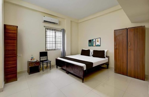 Iyyappanthangal Hotel | Aditya Residency SRI Ramachandra