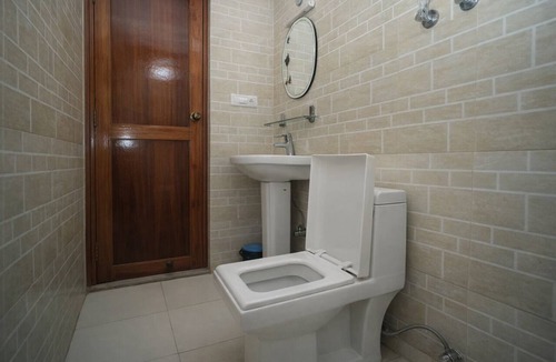 Amritpur Hotel | Aesquire Homestay