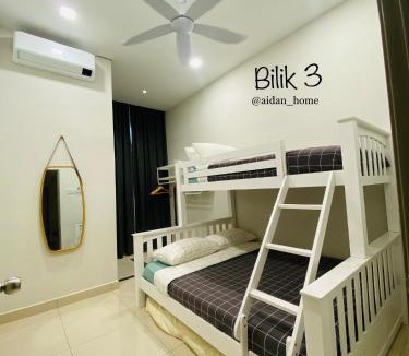 Kampung Seberang Takir House | AIDAN HOME 2 with Private Pool Double Storey House near beach
