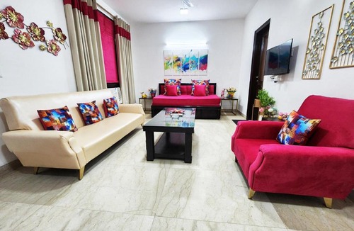 Greater Kailash Apartment | Air Purifier - Spacious 1BHK with 2 restrooms 5
