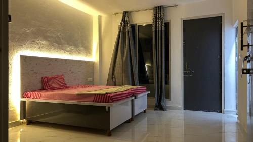 Rajauri Hotel | Air Rooms