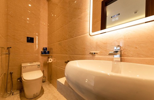 Downtown Kota Kinabalu House | AJ Residence - A Member of The Luxury Stay Group