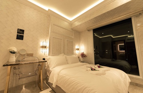 Downtown Kota Kinabalu House | AJ Residence - A Member of The Luxury Stay Group