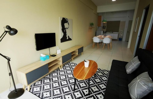 Taman Mount Austin Apartment | Akademik suites * Ikea/Aeon/water park ( 1-6pax )