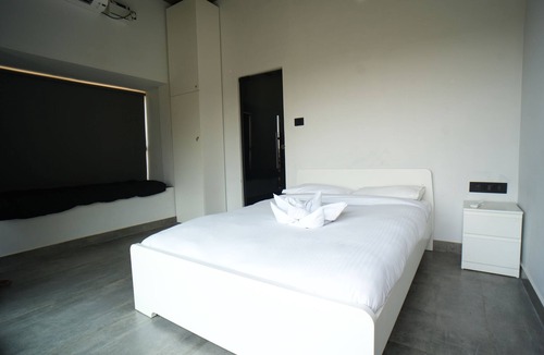 Hosur Hotel | Akashamittayi