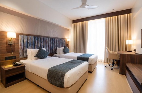 Ahmednagar Hotel | Akaya Elegance