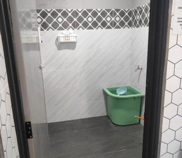 Pelabuhan Klang House | Akiera Homestay #MELAYU ONLY