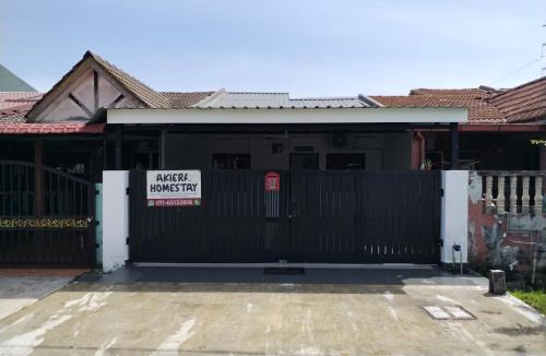 Pelabuhan Klang House | Akiera Homestay #MELAYU ONLY