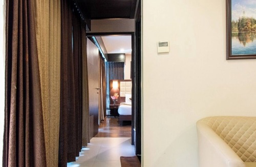 Gandhi Nagar Hotel | Akshaya Aura