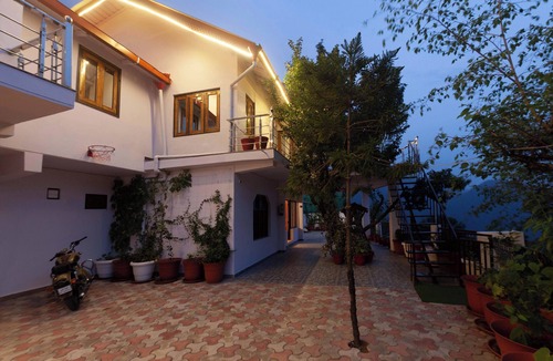Nainital Villa | Alaya Stays Amara Dawn