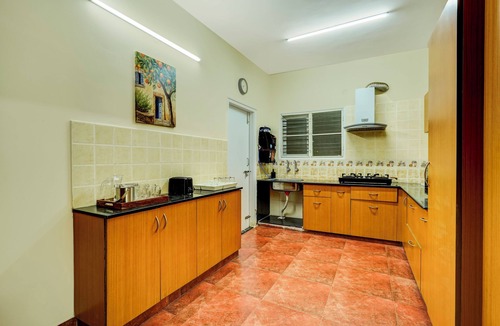 Vijaya Bank Layout Apartment | Alaya Stays Saffron Breeze Apartment
