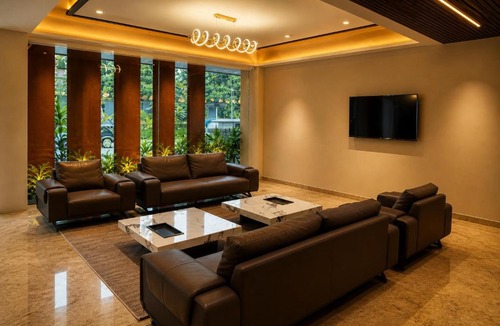 Kunnamkulam Hotel | Alba Regency Guruvayur