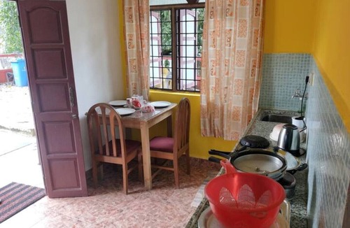 Candolim Hotel | Alexmarie Holiday Home (2)