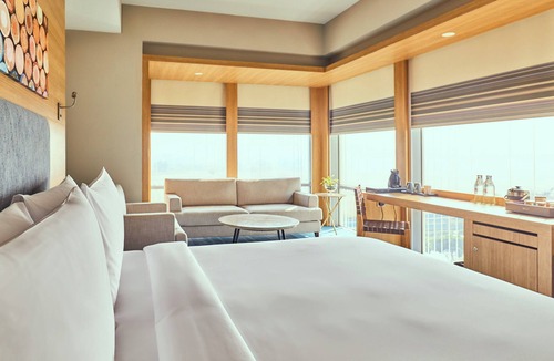 Aerocity Hotel | Aloft by Marriott New Delhi Aerocity
