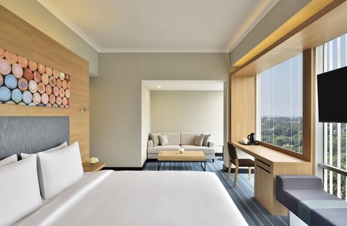 Aerocity Hotel | Aloft by Marriott New Delhi Aerocity