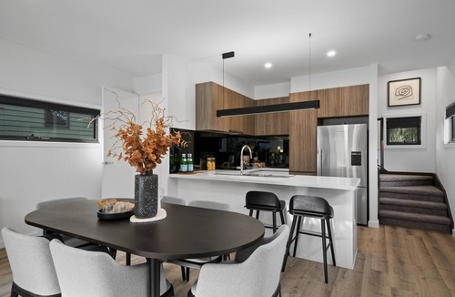 Dinner Plain Ski Chalet | Alpine Vision Chalet