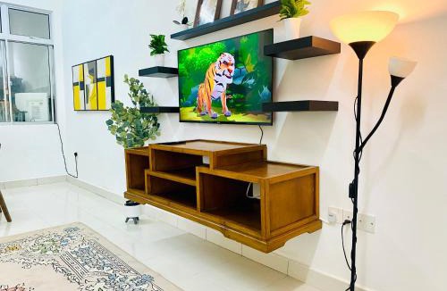 Kluang House | Alyn Home Kluang V Netflix