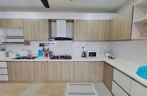 Presint 15 Apartment | Alyssa Dwiputra Homestay