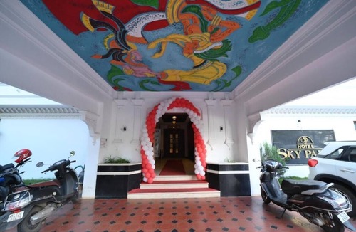 Thalassery Hotel | AMAN Residency