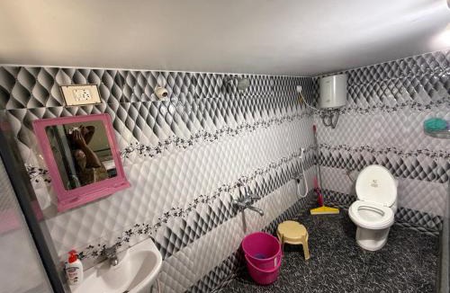 Udumalaipettai House | Amaravathi rooms and homestay