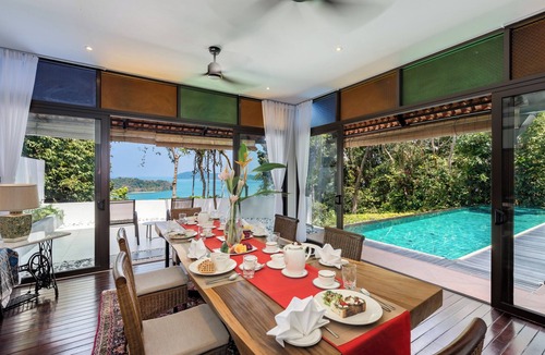 Pantai Tengah Apartment | Ambong Pool Villas