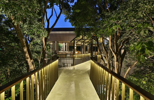 Pantai Tengah Apartment | Ambong Pool Villas
