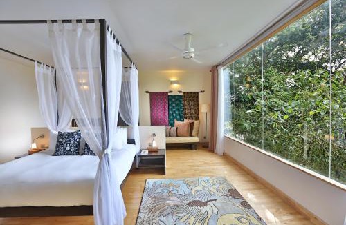 Pantai Tengah Cabin | Ambong Rainforest Retreat