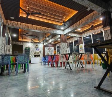 Chamoli Hotel | Amigo's Hotel and Restaurant