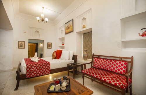 Peharsar Hotel | Amritara Chandra Mahal Haveli
