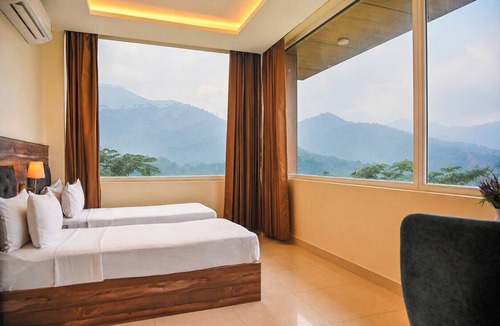 Palampur Hotel | Aotel by Clarks Inn Palampur