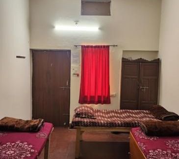 Lanka House | Apna Thikana