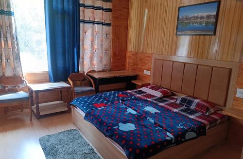 Theog Hotel | Apple Bud Homestay