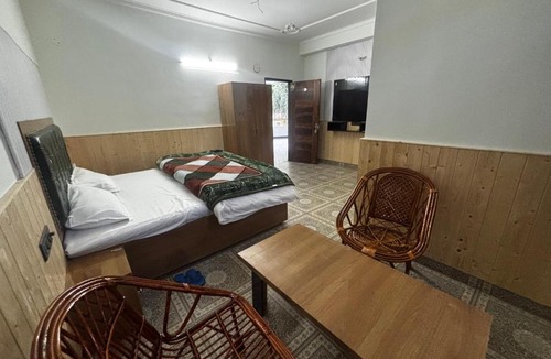 Rampur House | Applebee's Homestay