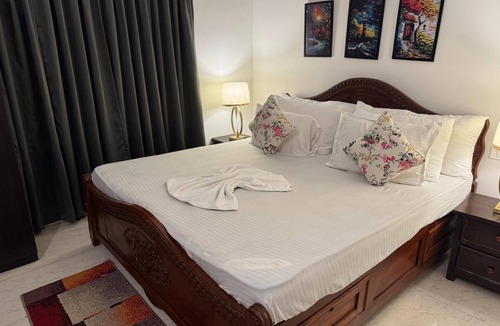 Morjim Hotel | Apricot Inn