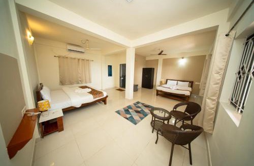 Morjim Hotel | Aqua Wave by YogiTree Hotels
