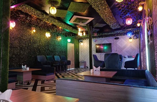 Lansdowne Hotel | Aranyam Hills