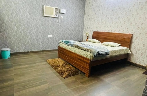 Gurugram House | ARAVALI HILLS RESORT