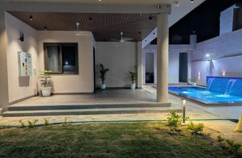 Sohna Villa | Aravalli Greens - Pool & Spa, Party Hall & Lawn