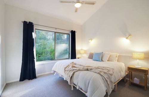 Vacy Cabin | Arcadia Wilderness Retreat - spa relaxation time!