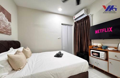 Kota Warisan Apartment | Arena Designer Studio KLIA FREE WIFI