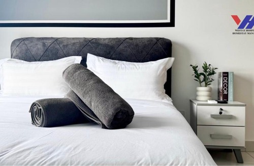 Kota Warisan Apartment | Arena Modern Minimalist near KLIA
