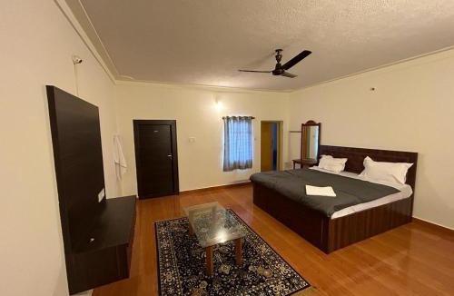 Yelagiri Hotel | Aroha Farm Stay