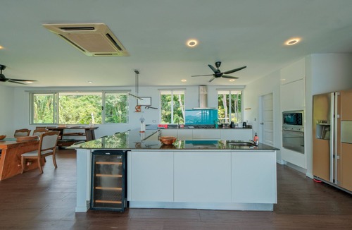 Padang Matsirat Villa | Aroha Seaview Villa In Nature -Private Pool