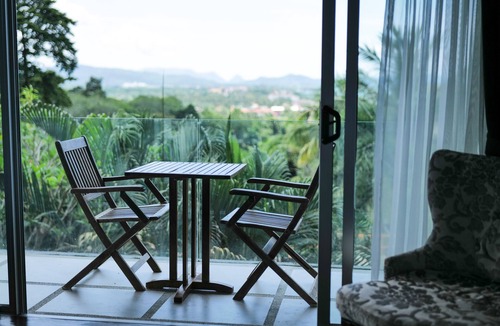 Ranggot Besar Villa | Aroha Seaview Villa In Nature - Private Pool