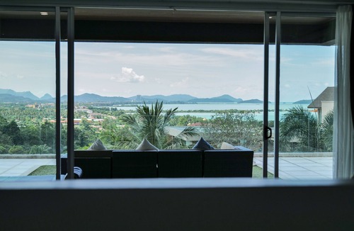 Ranggot Besar Villa | Aroha Seaview Villa In Nature - Private Pool