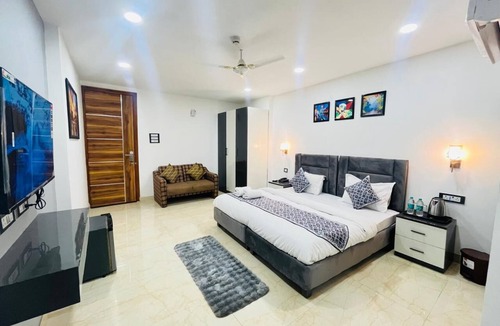 New Delhi Hotel | Aroma Hotel Sultanpur